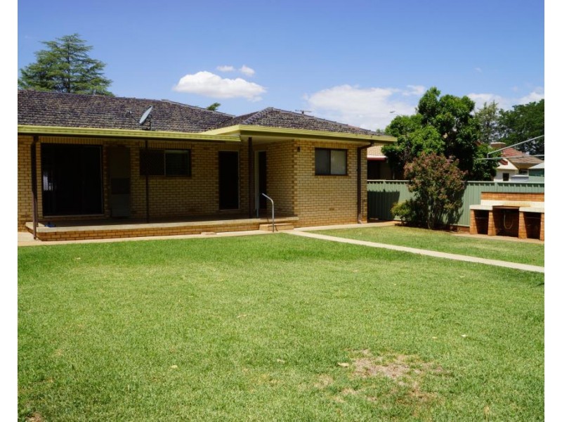 33 Brigalow Avenue, Dubbo NSW 2830