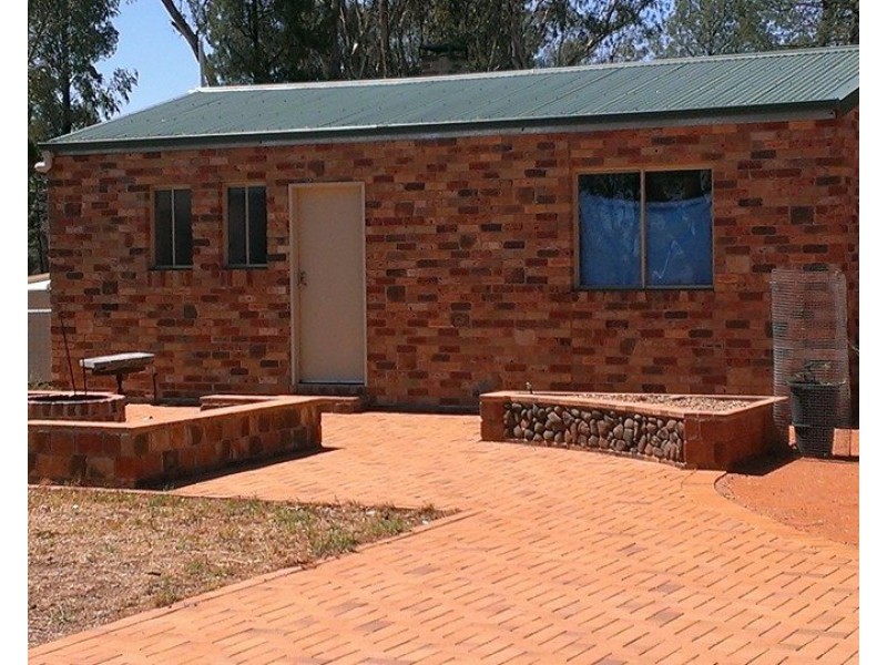 1 Timbara Court, Gilgandra NSW 2827