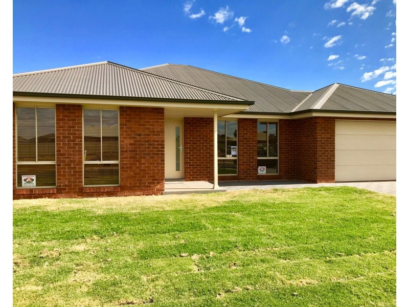 28 Volta Avenue, Dubbo NSW 2830