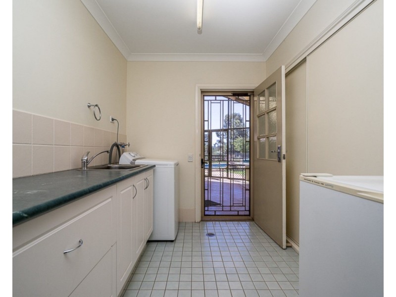 13L Toorale Road, Dubbo NSW 2830