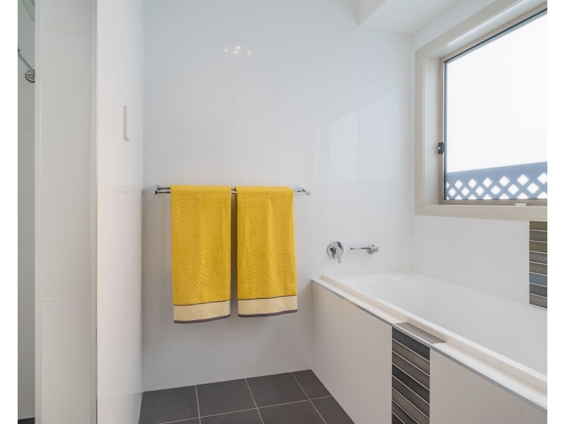 13 Ellenborough Avenue, Dubbo NSW 2830