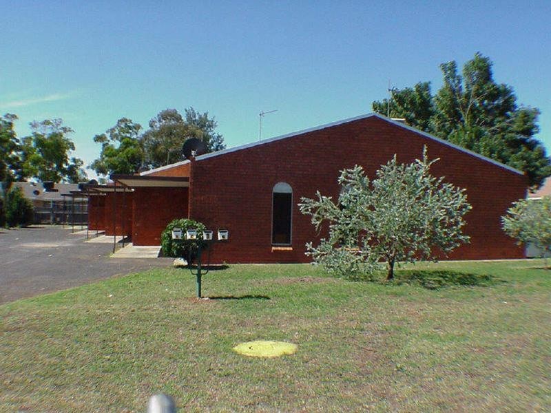 4/4 Forrest Crescent, Dubbo NSW 2830
