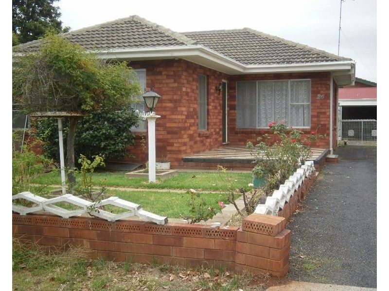 26 Lovett Avenue, Dubbo NSW 2830