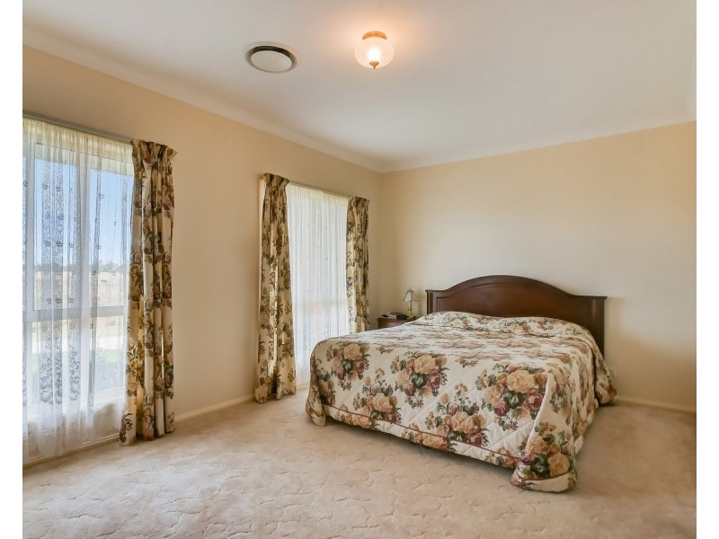 34R North Burrabadine Road, Dubbo NSW 2830