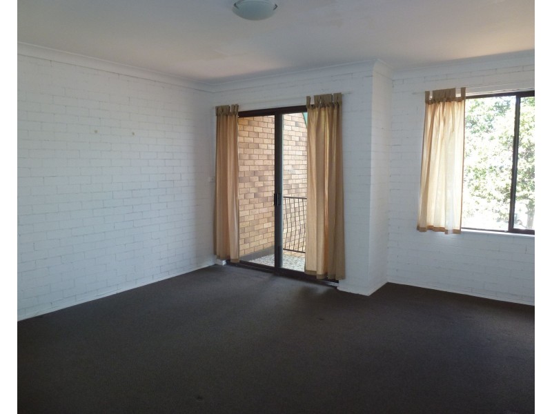 2/24 Elizabeth Street, Dubbo NSW 2830