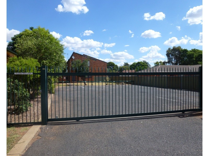 2/24 Elizabeth Street, Dubbo NSW 2830