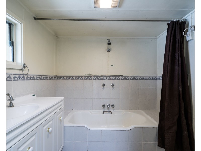 215 Darling Street, Dubbo NSW 2830