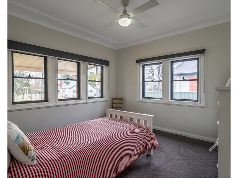 38 Sterling Street, Dubbo NSW 2830