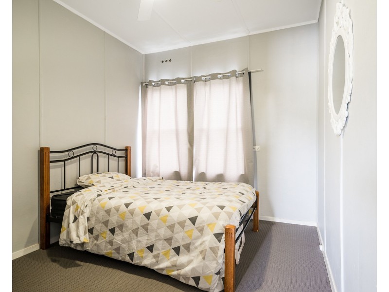 4 Gloucester Avenue, Dubbo NSW 2830