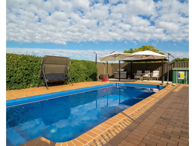 56 Twickenham Drive, Dubbo NSW 2830