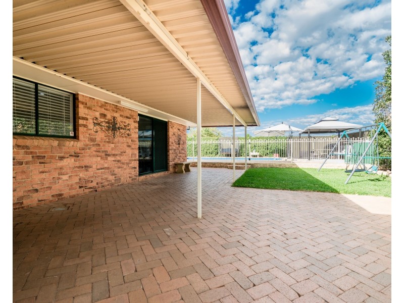 56 Twickenham Drive, Dubbo NSW 2830