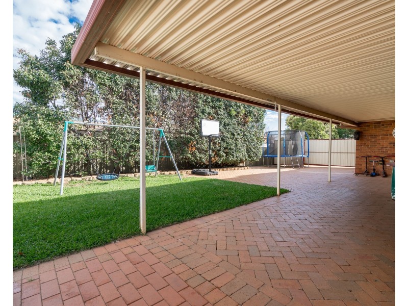 56 Twickenham Drive, Dubbo NSW 2830