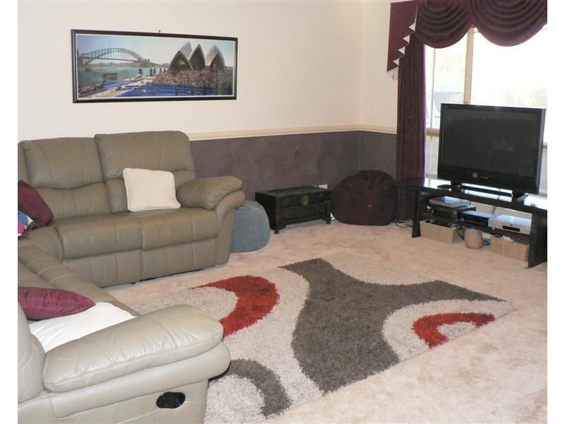 5 Catchpole Close, Dubbo NSW 2830