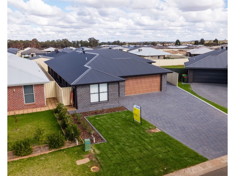 5 Drover Avenue, Dubbo NSW 2830