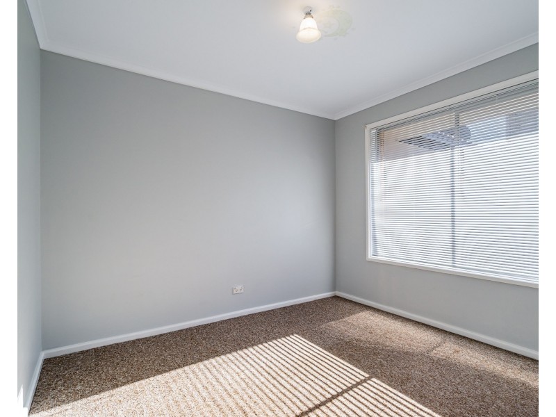 63 Margaret Crescent, Dubbo NSW 2830