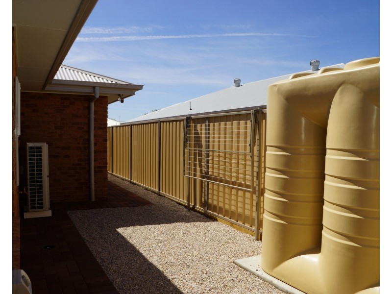 2 Dal Santo Court, Dubbo NSW 2830