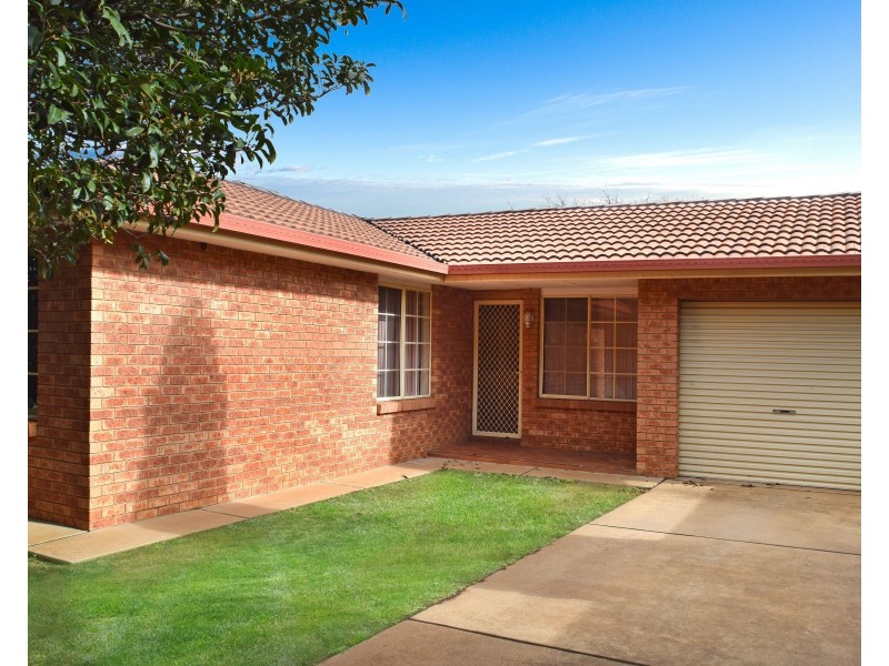 9 York Street, Dubbo NSW 2830