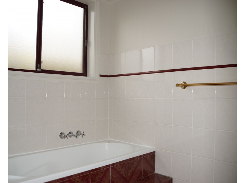 40 Eden Park Avenue, Dubbo NSW 2830