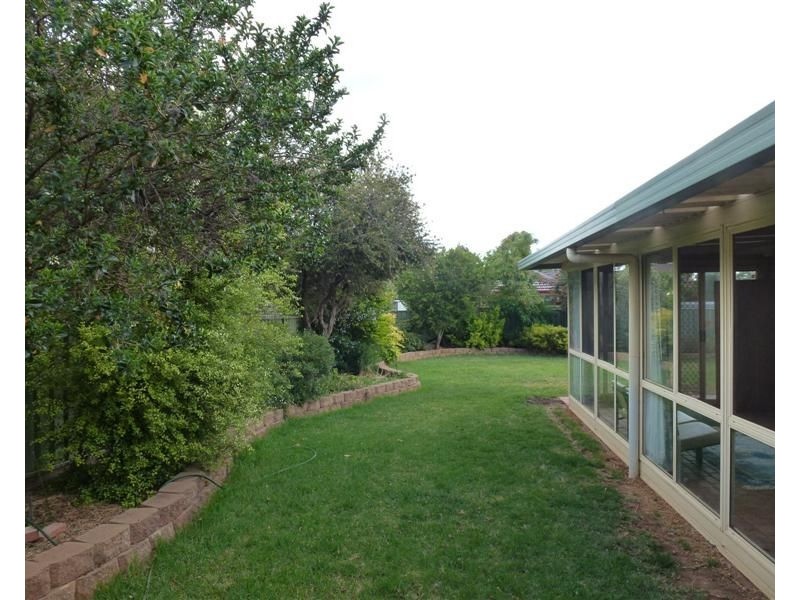 9 Castlereagh Avenue, Dubbo NSW 2830