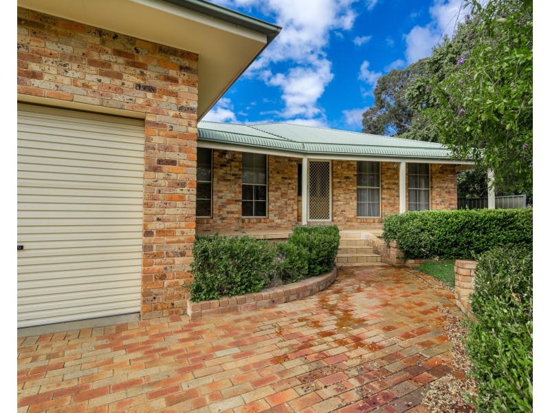 10 Erica Close, Dubbo NSW 2830