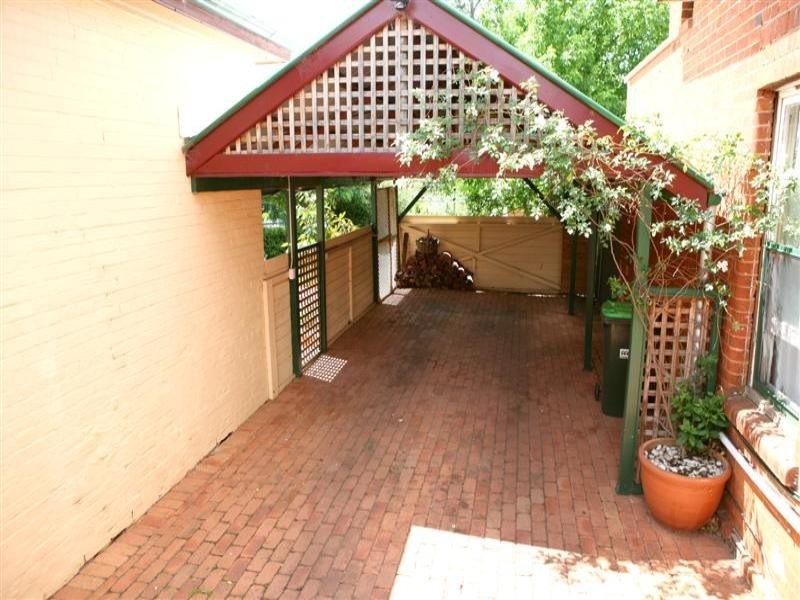 108 Bultje Street, Dubbo NSW 2830