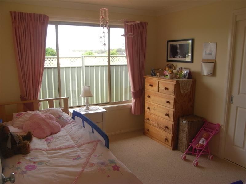 7 Pebble Beach Drive, Dubbo NSW 2830