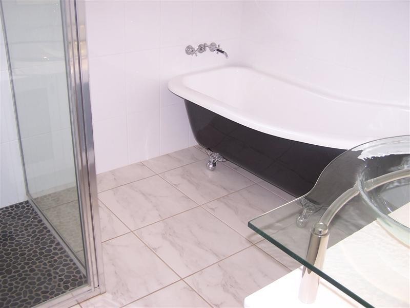 11 Lakeside Circuit, Dubbo NSW 2830