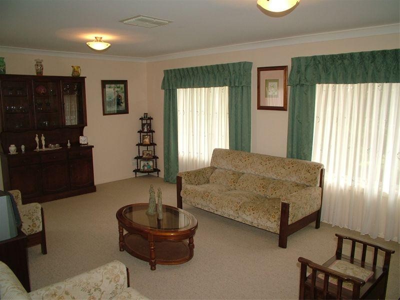 7 Trafalgar Place, Dubbo NSW 2830