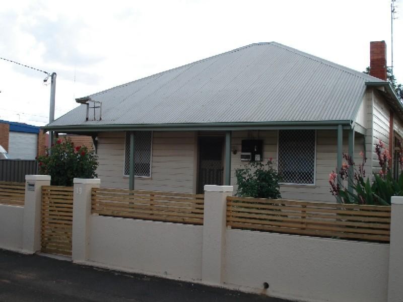 19 Pozieres Street, Dubbo NSW 2830