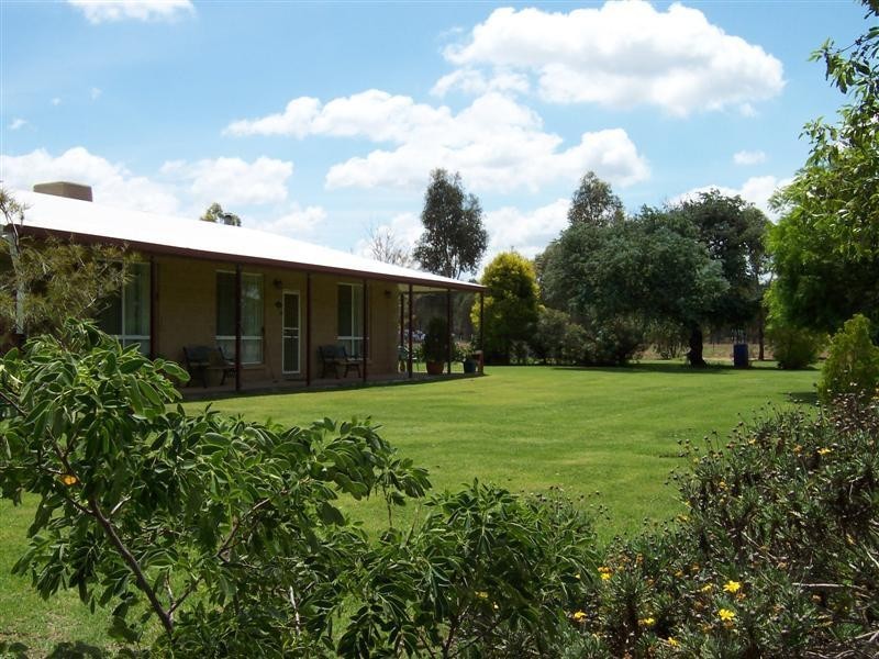14R Coakers Road, Dubbo NSW 2830