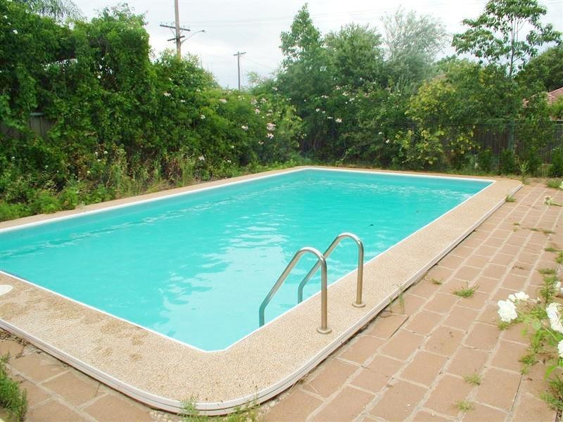 8 Hutchins Avenue, Dubbo NSW 2830