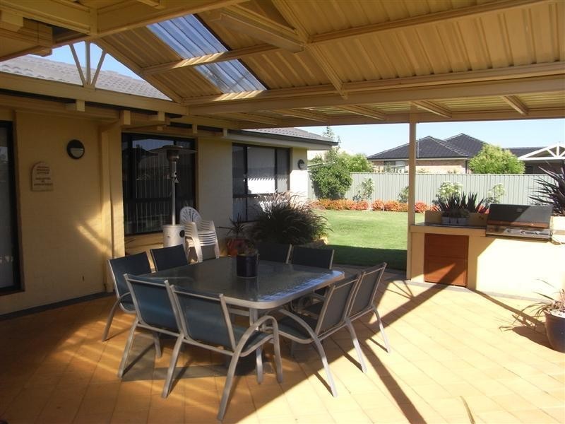 22 Lachlan Way, Dubbo NSW 2830