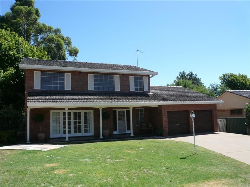 36 Beveridge Crescent, Dubbo NSW 2830