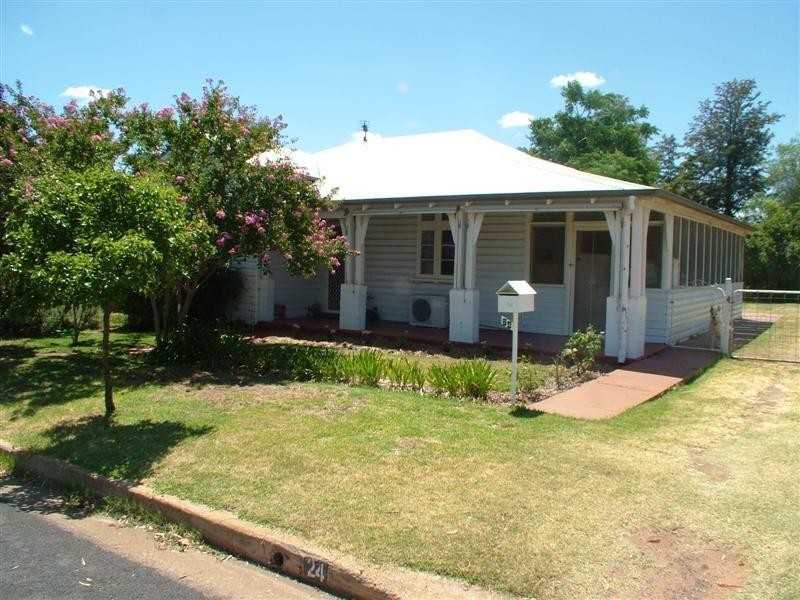 24 Jubilee Street, Dubbo NSW 2830
