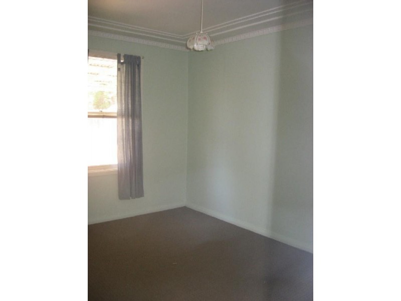 32 Sterling Street, Dubbo NSW 2830