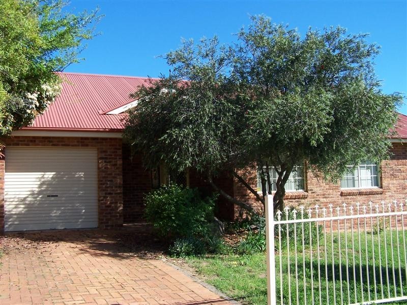 7B Clearwater Place, Dubbo NSW 2830