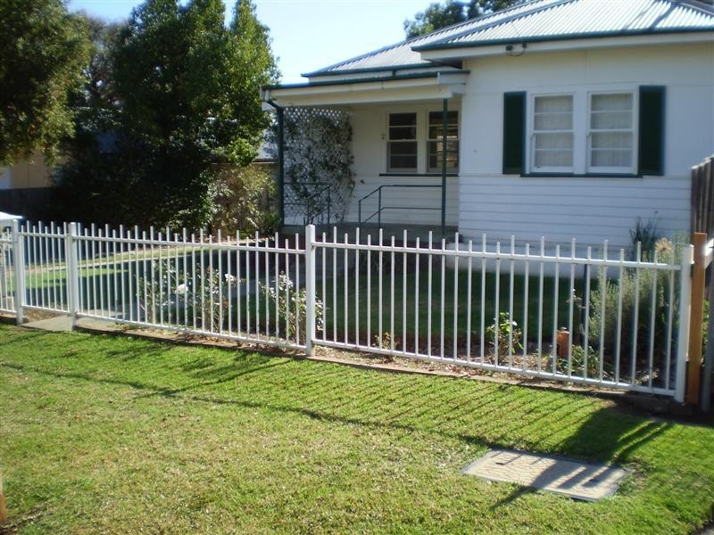 2 Ronald Street, Dubbo NSW 2830