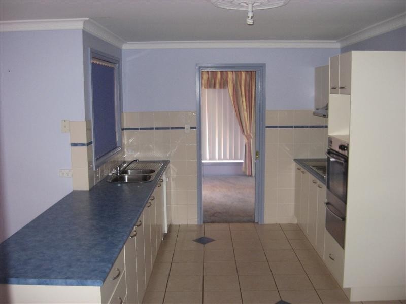 16 Lancaster Parkway, Dubbo NSW 2830