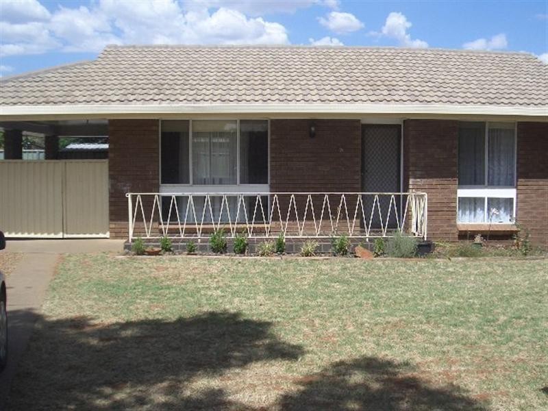 5 Nona Place, Dubbo NSW 2830