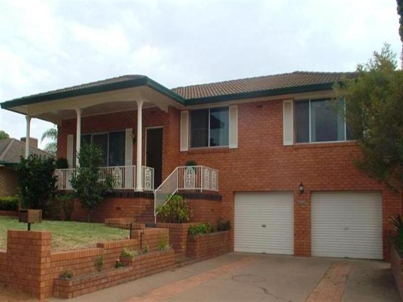32 Fairview Street, Dubbo NSW 2830