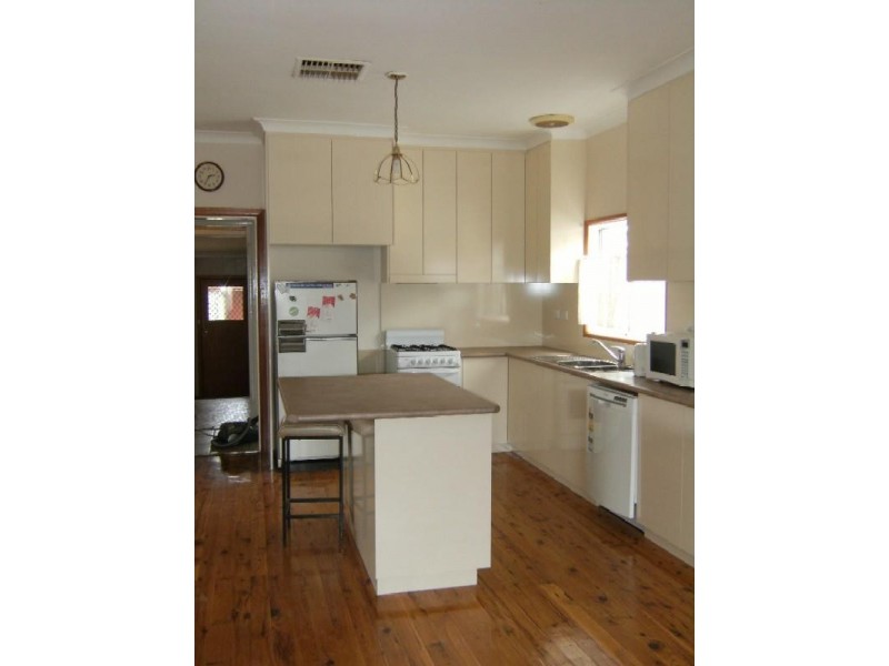 33 Fitzhill Parade, Dubbo NSW 2830