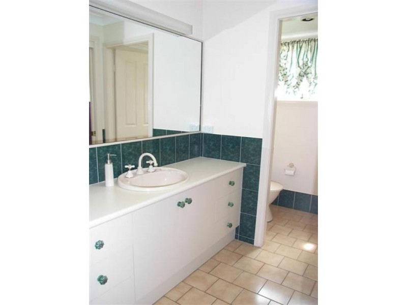 1 Poidevin Place, Dubbo NSW 2830