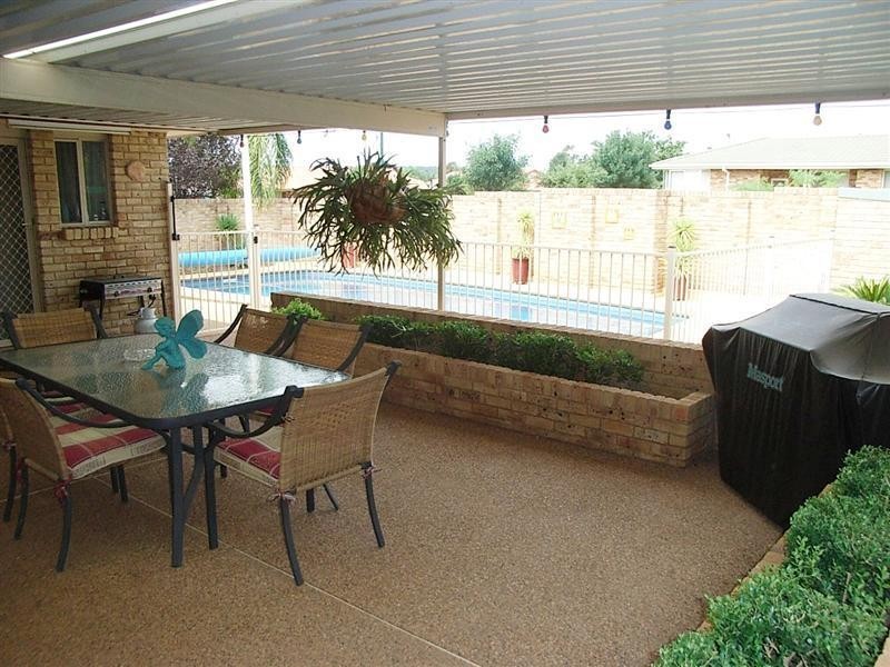 1 Poidevin Place, Dubbo NSW 2830