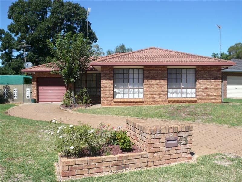 43 Fairview Street, Dubbo NSW 2830