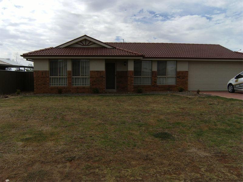 4 Cardiff Arms Avenue, Dubbo NSW 2830