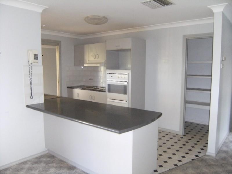 24 Grangewood Drive, Dubbo NSW 2830