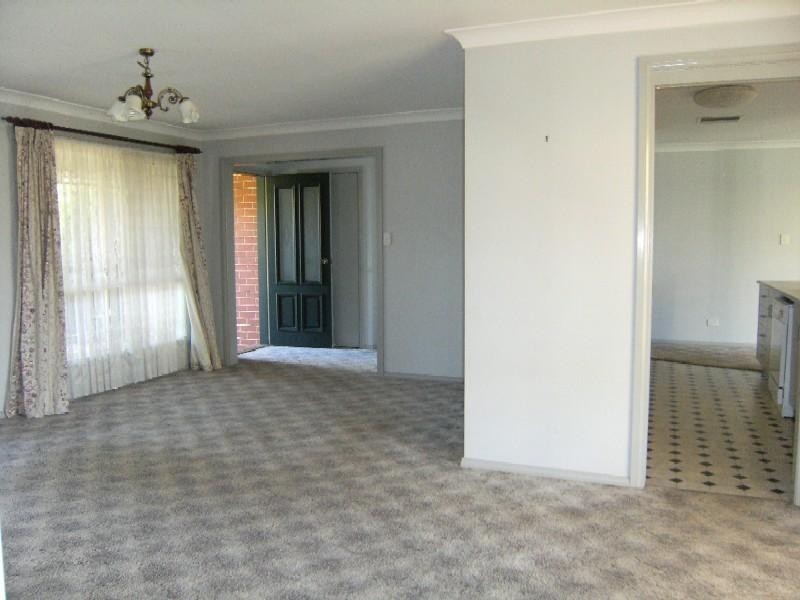 24 Grangewood Drive, Dubbo NSW 2830