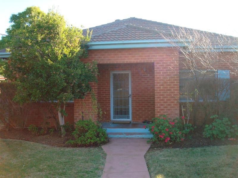 73 Jubilee Street, Dubbo NSW 2830