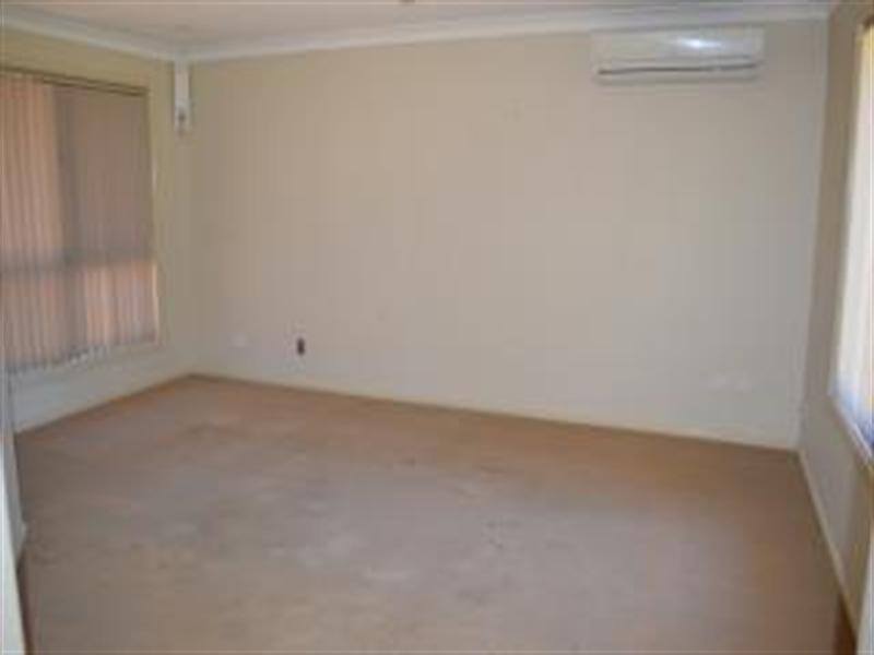 17 Eden Park Avenue, Dubbo NSW 2830