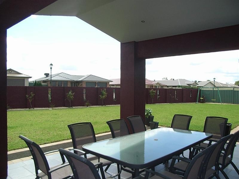 24 Carnegie Avenue, Dubbo NSW 2830